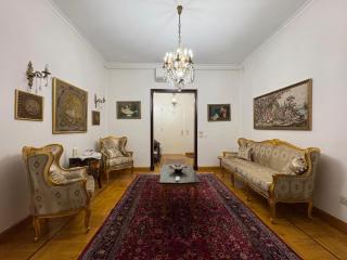 Modern 2BR Apt in Garden City - 0