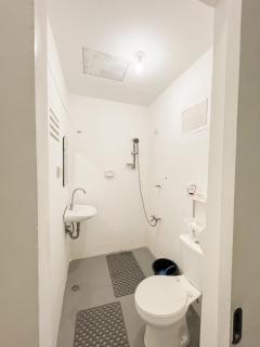 Silom Hostel Siargao - 5