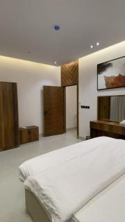 اجنحة القمه للشقق المخدومه - 2