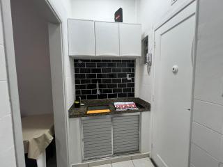 Kitnet na Praia do Embare em Santos - 7