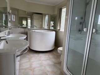 Sunrise Deck Lake Naps 5Bedroom Group Getaway - 9