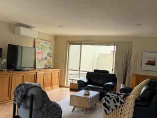 Sunrise Deck Lake Naps 5Bedroom Group Getaway - 3