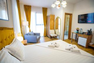 Hotel Fantazia Oradea - Self Check In & Out - 0