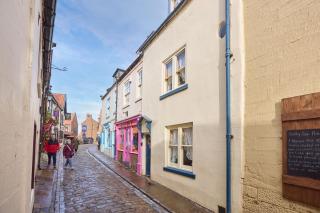 Host & Stay - The Spirit - Whitby - 5