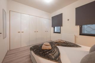 Elegant City Retreat - Bright, Quiet & Central - 1