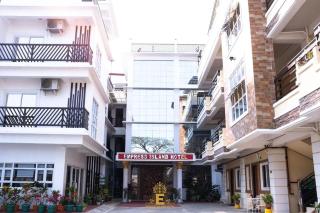 Empress Island Hotel - 3