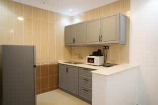 شقة غرفتين شارع قريش - 2