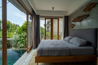 3BR Modern Industrial Villa in the Heart of Canggu by Santi Management - 5