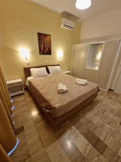 Alexandra Apartment 14 - 0