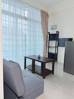 Cozy 2-Bedroom Balcony Suite with Living Room - 1