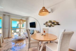 Sea Front Beach Studio Apartment - 4
