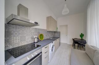 Gran Torino Vacation Home - 9