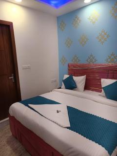 Hotel Sky Residency Couple Friendly - 1