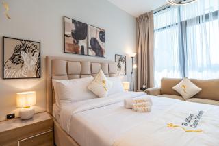 Modern Studio with Balcony in Maryah Vista 1 - 8