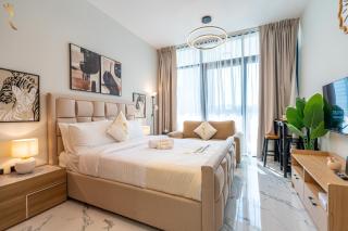 Modern Studio with Balcony in Maryah Vista 1 - 0