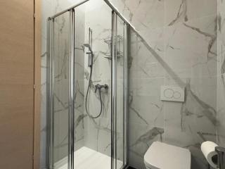 Welc-ōM Celeste Rooms - 3