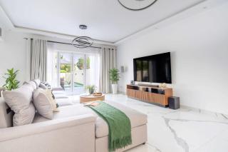 Frank Porter - Springs 11 - Dubai - 0