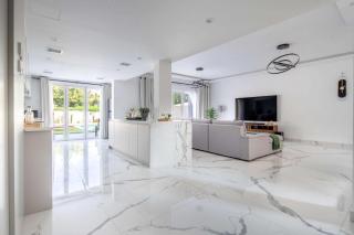 Frank Porter - Springs 11 - Dubai - 6