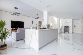 Frank Porter - Springs 11 - Dubai - 2