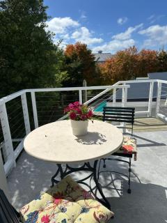 Island Studio Apartment - 8