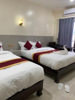 Tiffin Home and Restaurant - 0