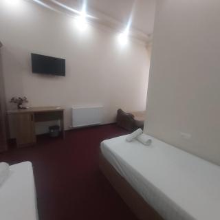 Golden house hotel - 1