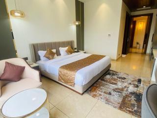 The Holy Awadh Hotel - 3
