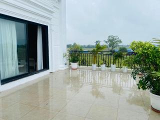 The Holy Awadh Hotel - 4