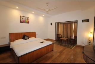 Mist n Meadows Resort - 6