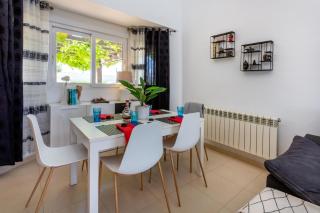 Luxury Spa and golf villa Denton - 2