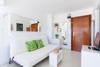 Sunny Seaside Studio - 6