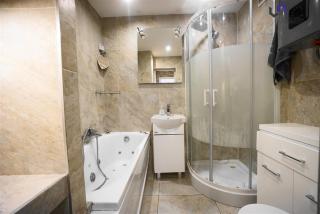 All-Season Retreat By Silesia Park 1 min to Shops, Tram to City in 9 Min - 6