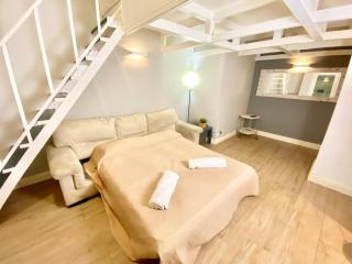 Central-Duomo- Beautiful Loft - 400 meters from the metro - 2