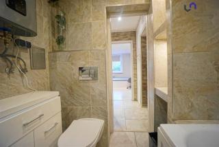 All-Season Retreat By Silesia Park 1 min to Shops, Tram to City in 9 Min - 9