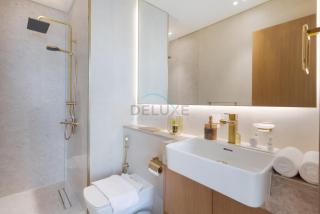 Modern Studio on High Floor with Stunning City Views near Circle Mall and Community Parks - Binghatti Tulip, JVC - by Deluxe Holiday Homes - 1