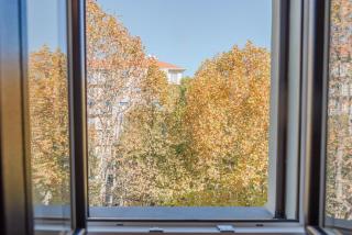 Modern Bright 2BR Penthouse Close to City Center - 4