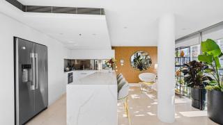 Elysian Penthouse, Elizabeth Bay I90 - 2