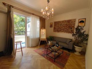 balcony 2BR apt near to nişantaşi #2 - 0