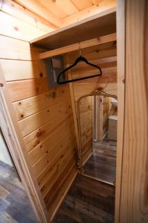 New Custom Tiny Home Retreat with Bunnies, Chickens and Goat - 7