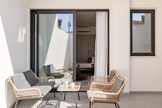 Yamas Urban Living Olympia Suites - 6