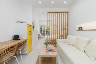 Lemon pie by halu! Charming studio next to Aristotelous Square - 9