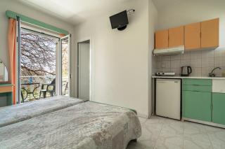 Angela partial sea view 5 - 7