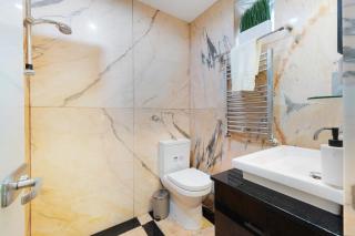 New! 1BR in Spring Street - 7