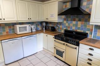 Traditional Welsh Longbarn - 6