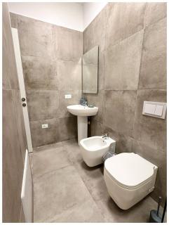 Anisa's Apartment - 4