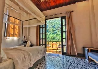 Dokchampa River View Villa - 0