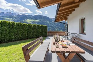 Pfandlerhof Ferienwohnung Rot - 9