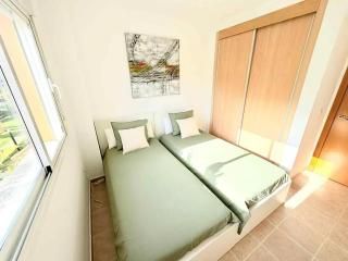 Bright apartment with sea view in Casares, 96 m², pool - 9