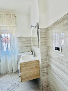 Urban Fiera Rooms - 4