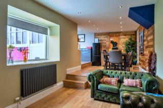 Finest Retreats - High Cross House - 3